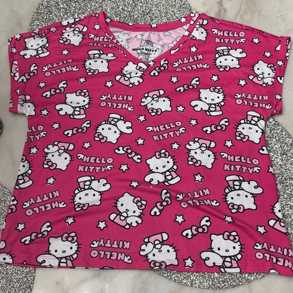 Hello kitty pajama set small - Picture 2 of 9